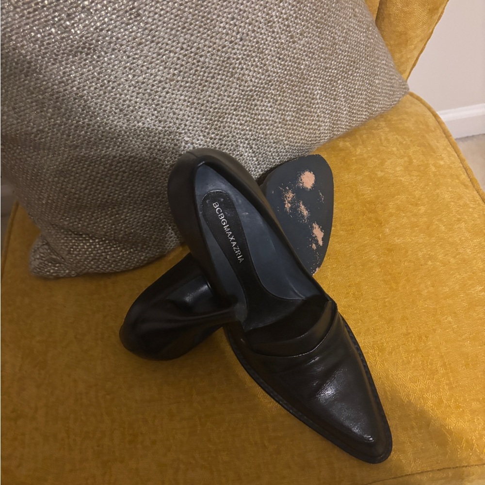 BCBGMaxAzria Black Stiletto Heels Classic Pumps - Picture 4 of 4